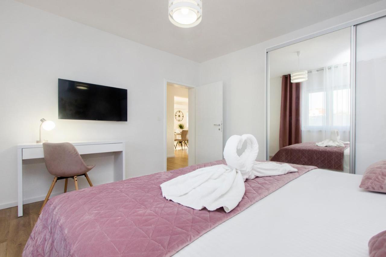 Villa Antonia With Heated Pool Dograde 外观 照片