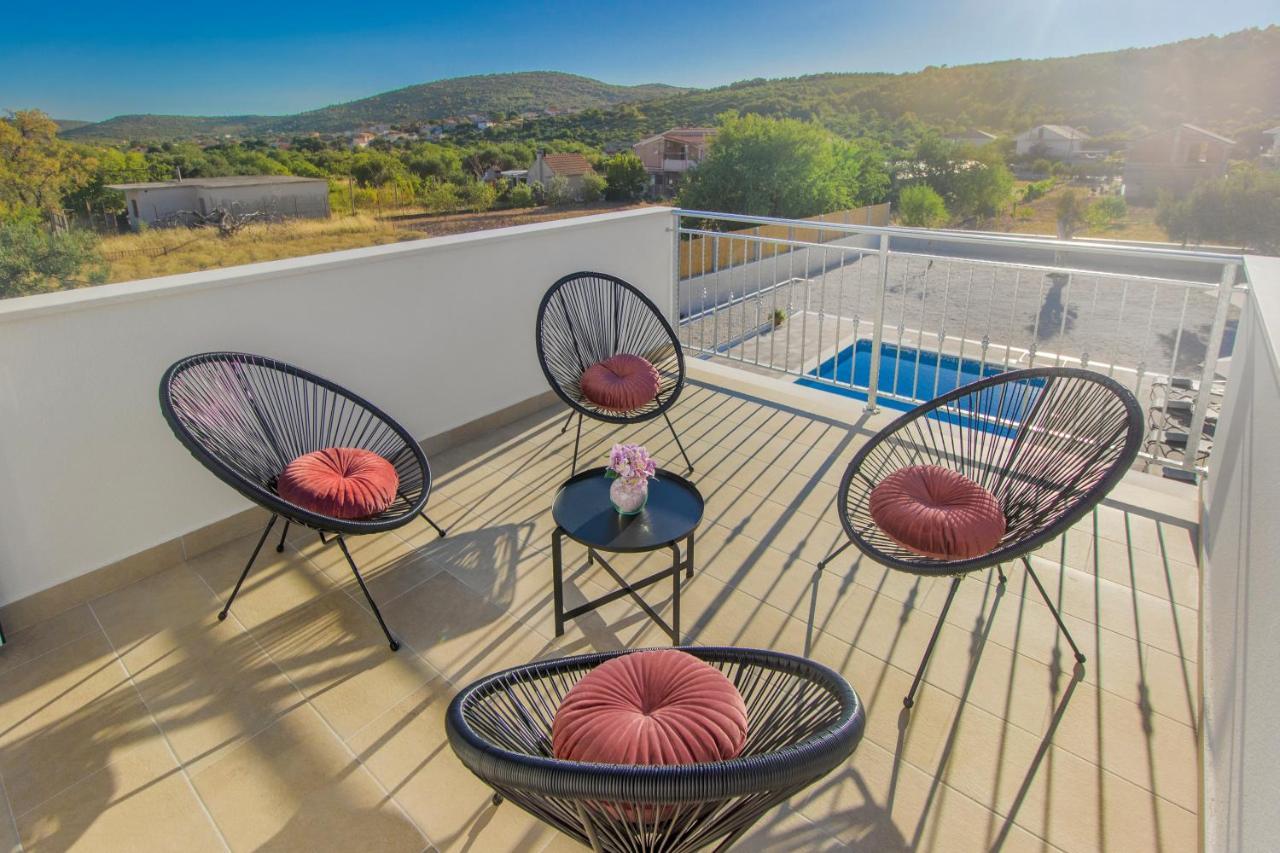 Villa Antonia With Heated Pool Dograde 外观 照片